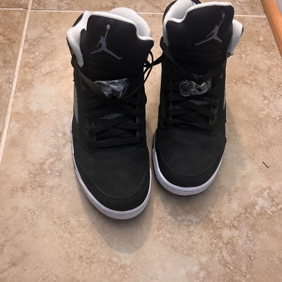 Jordan Air 5 Retro Black and White Athletic Shoes main image 2